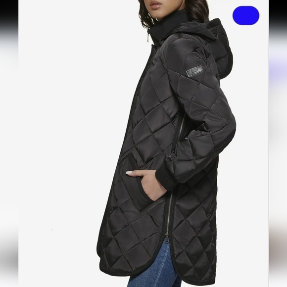 Dkny Jackets & Blazers - DKNY Black Quilted Coat size Medium Side Zipper Jacket